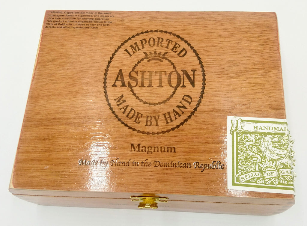 AUGUST HARE TOBACCO LEATHER CIGAR BOX GIFT SET